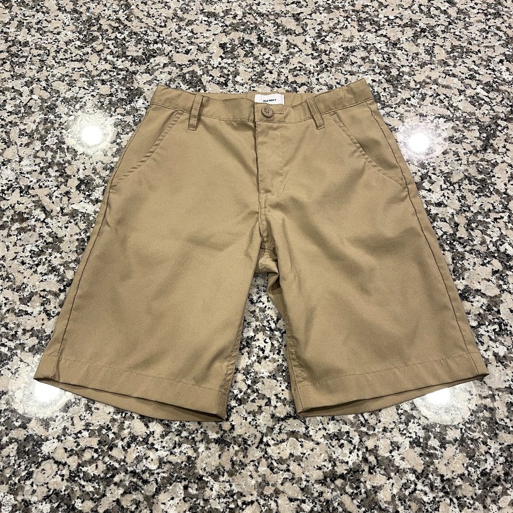 OLD NAVY Boys Khaki Shorts - Size 8 - Excellent Condition!